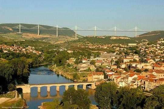 Gite Montalies Severac-d'Aveyron Ngoại thất bức ảnh